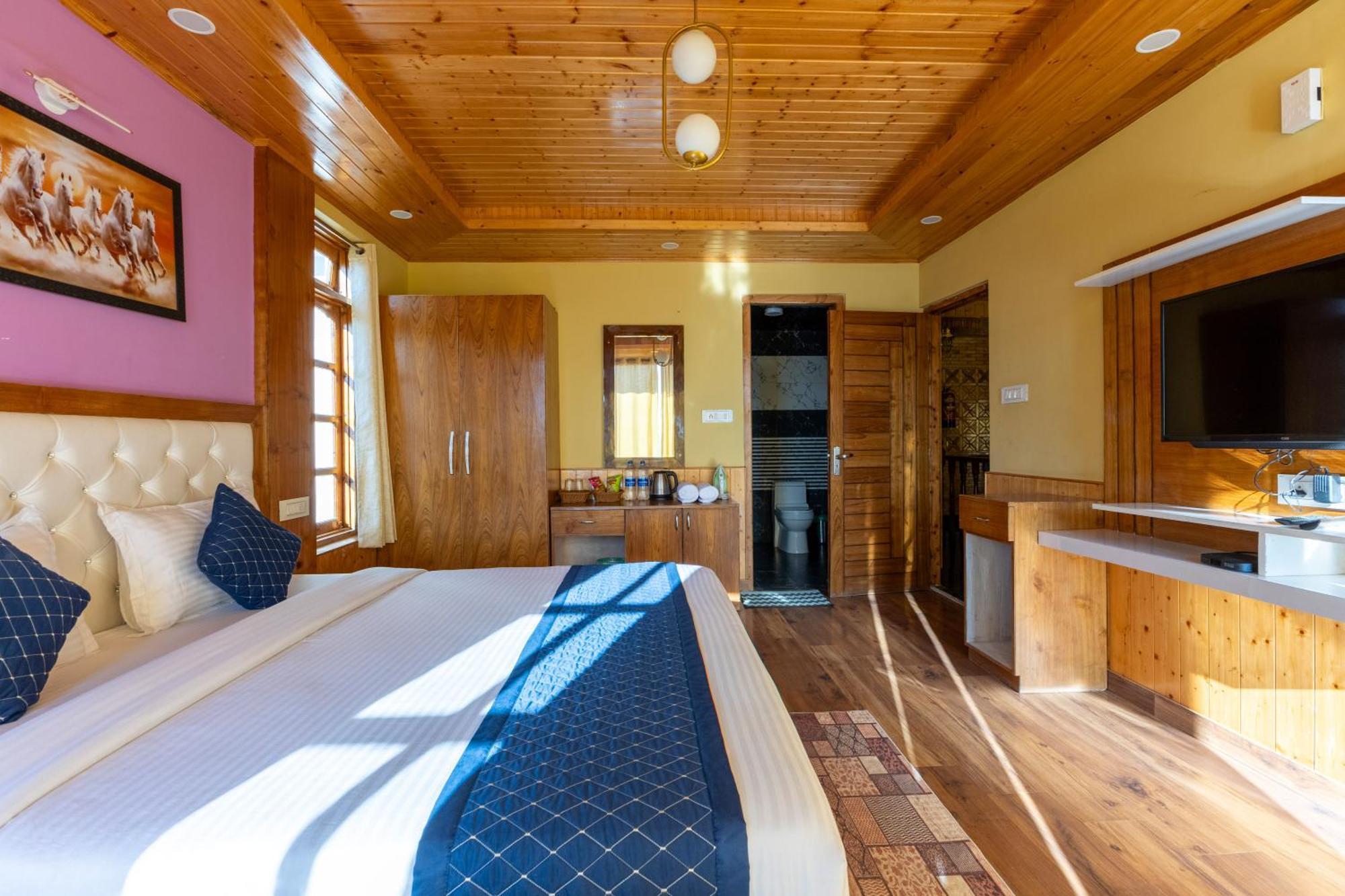 Hotel Wood Crista Kufri Near An Apple Orchard Zewnętrze zdjęcie