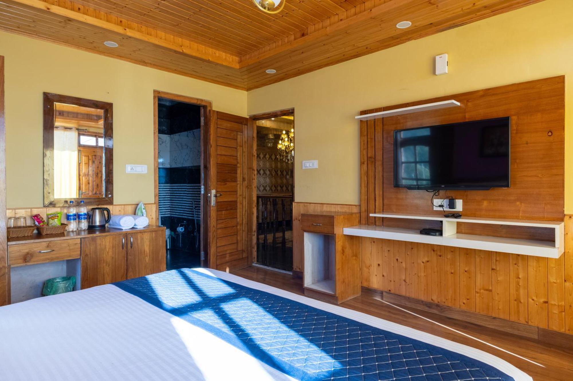 Hotel Wood Crista Kufri Near An Apple Orchard Zewnętrze zdjęcie